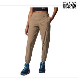 Mountain Hardware Dynama high rise joggers